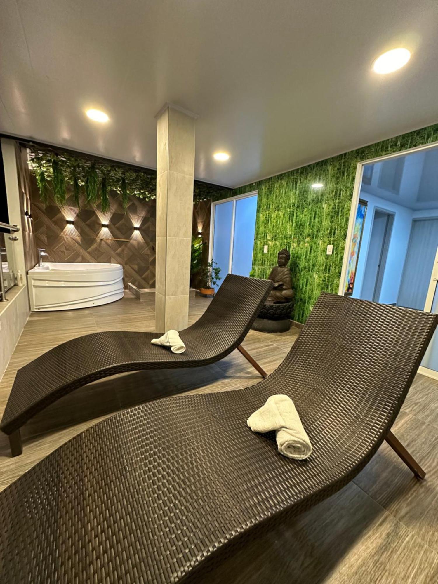Hotel Los Maderos 卡利 外观 照片