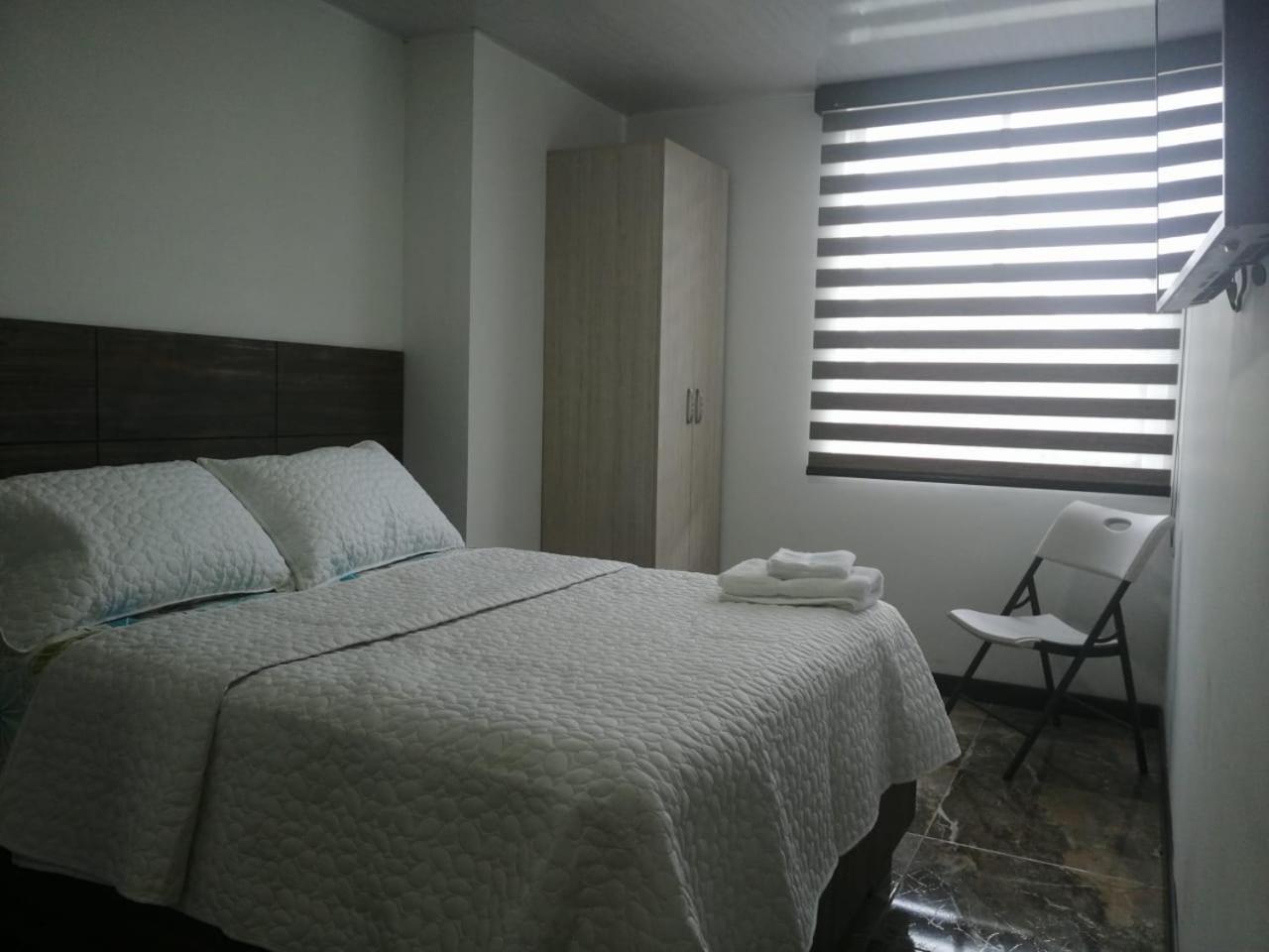 Hotel Los Maderos 卡利 外观 照片